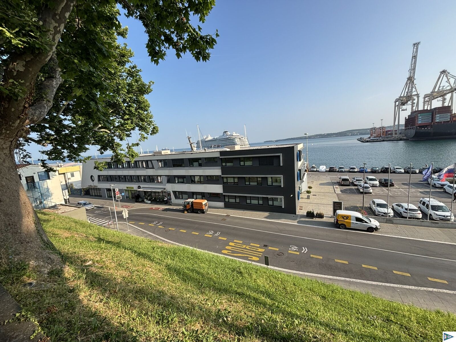 Die HEIDE-WITZKA ist im Mittelmeer